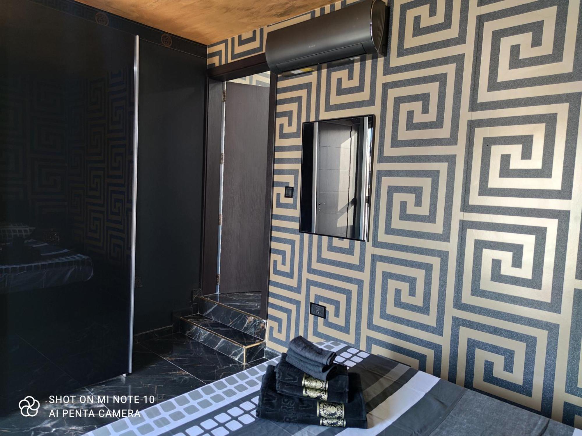 Privilege Suite Sliema Room photo